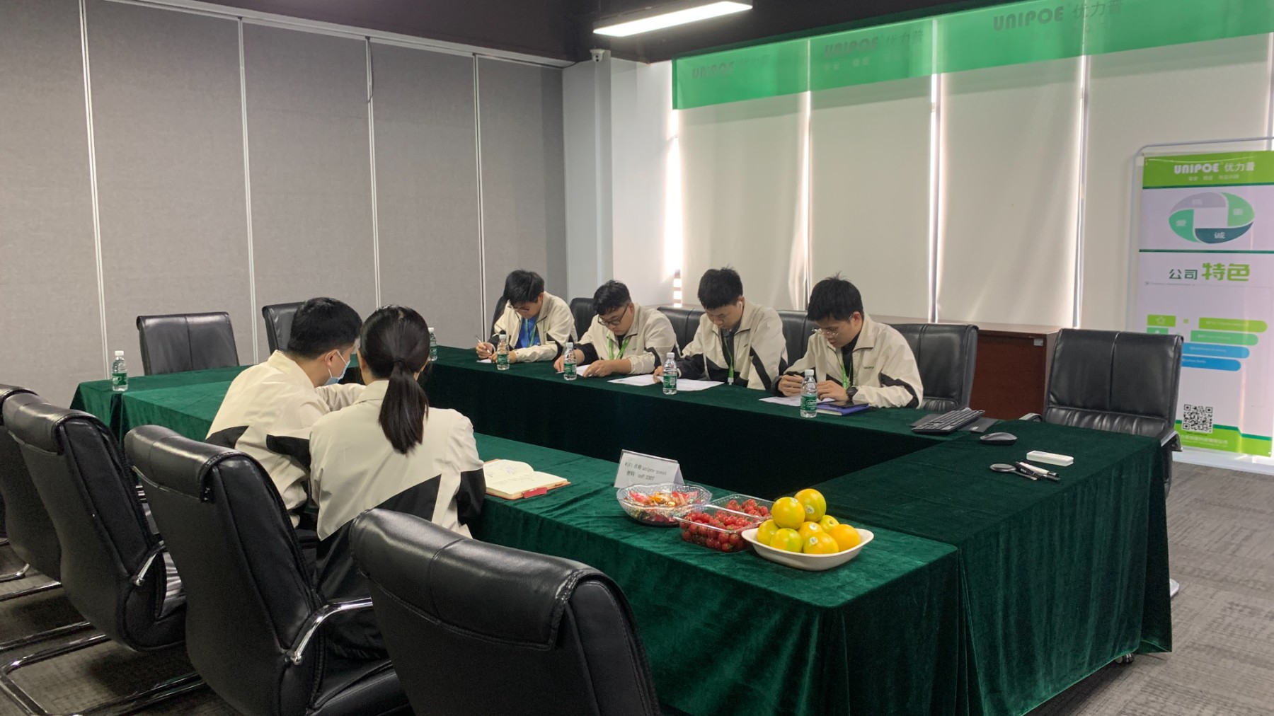 f560f75a-6afa-415e-8bcb-b3ba782a9633.jpg